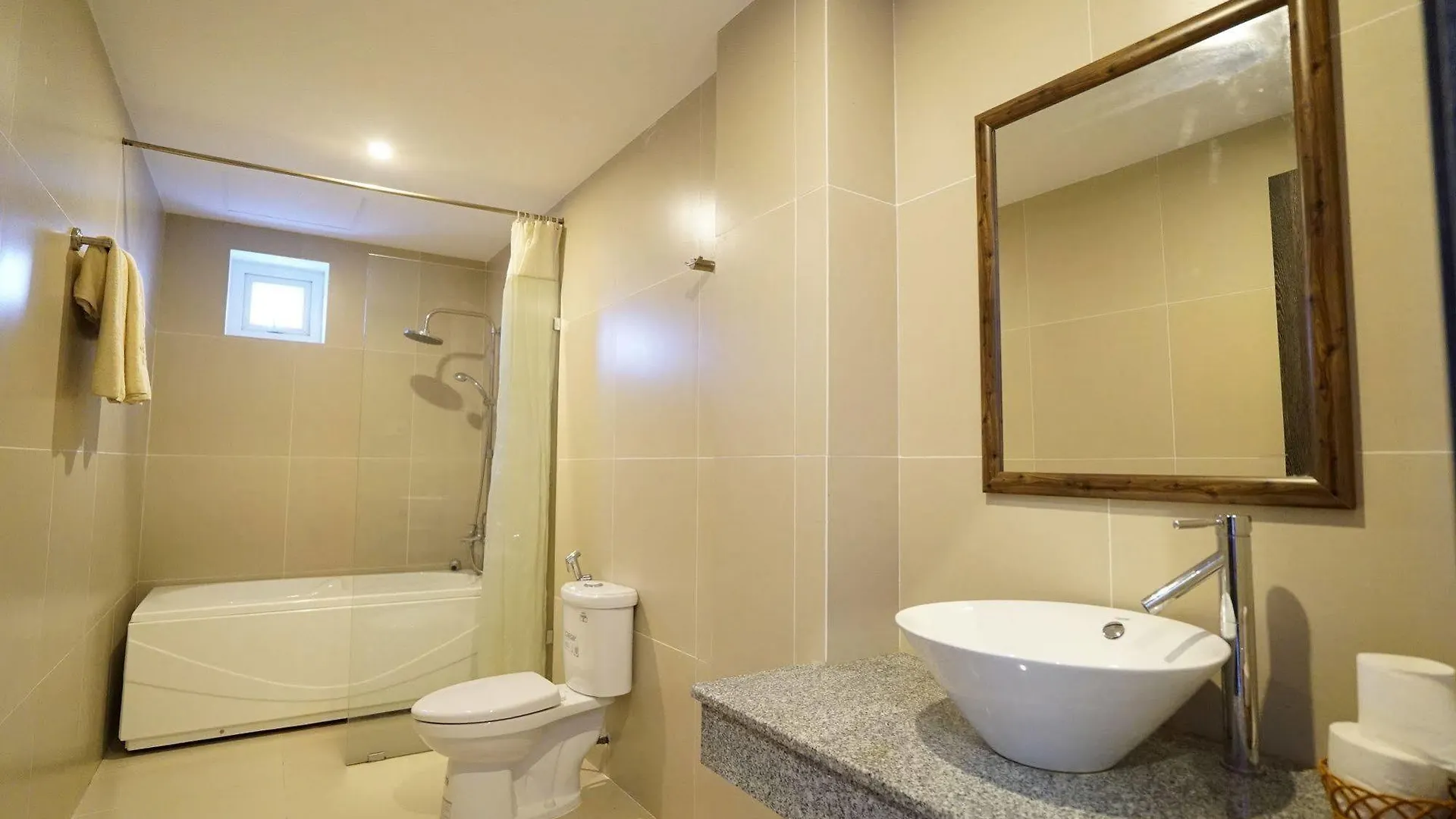 Golden Dragon Hotel Hoi An 3*,  Vietnam